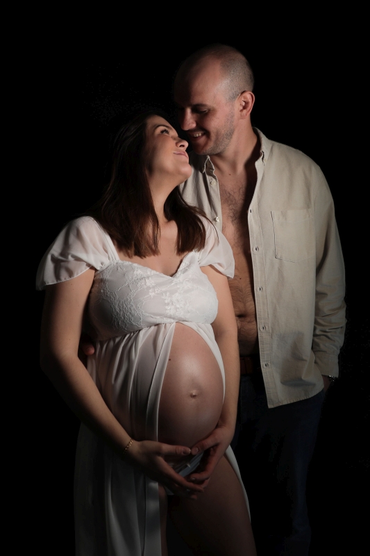 couple homme et femme enceinte, shooting studio